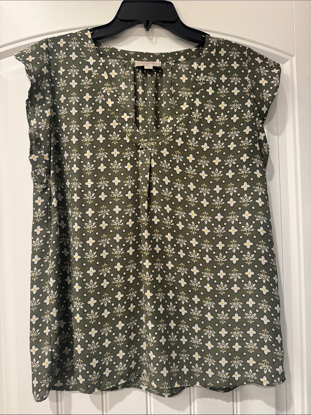 LOFT Olive Green Floral Cap-Sleeve Blouse